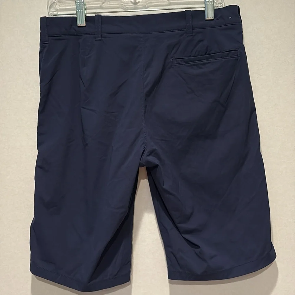 J. Crew - Men's 11-inch Flex Rivington Shorts, Golf Shorts, Size 30. Navy
